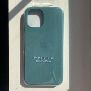 Apple Silicone Case 12 pro